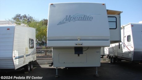 &lt;p&gt;One of the finest Fifth Wheels ever made! Be sure to call 866-733-2829 before it&#39;s too late.&lt;/p&gt;
