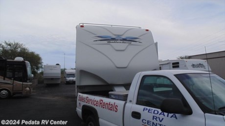 &lt;p&gt;A super clean used 5th wheel toy hauler with tons of room. Be sure to call 866-733-2829 for information and details on this fifth wheel rv.&lt;/p&gt;
