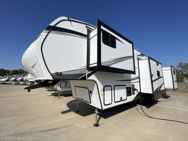 Teton Rvs 2025 Teton Homes Grand REFLECTION 311BHS #T93898 - For Sale in Lubbock, TX
