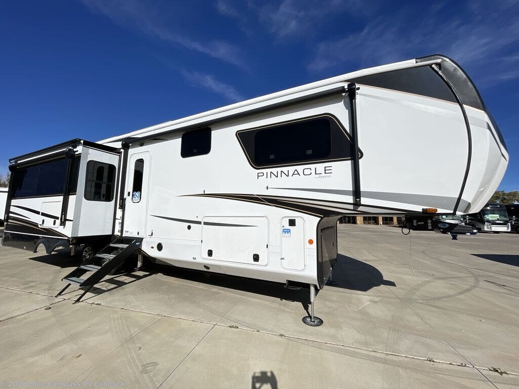 2025 Pinnacle 38KPTS by Jayco from Blue Compass RV Lubbock in Lubbock, Texas