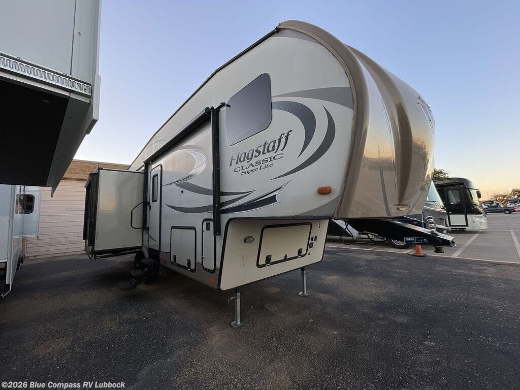 2017 Flagstaff Classic Super Lite 8528IKWS by Forest River from Blue Compass RV Lubbock in Lubbock, Texas