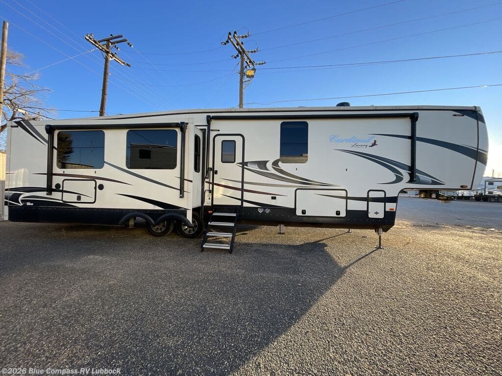 2021 Forest River Cardinal Luxury 390FBX - Used Fifth Wheel For Sale by Blue Compass RV Lubbock in Lubbock, Texas