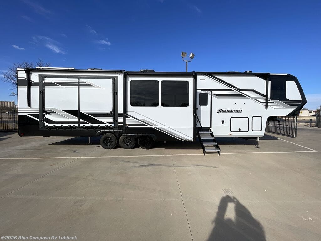 2026 Momentum 399M by Grand Design from Blue Compass RV Lubbock in Lubbock, Texas