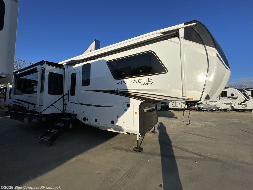 2026 Pinnacle 32RLTS by Jayco from Blue Compass RV Lubbock in Lubbock, Texas