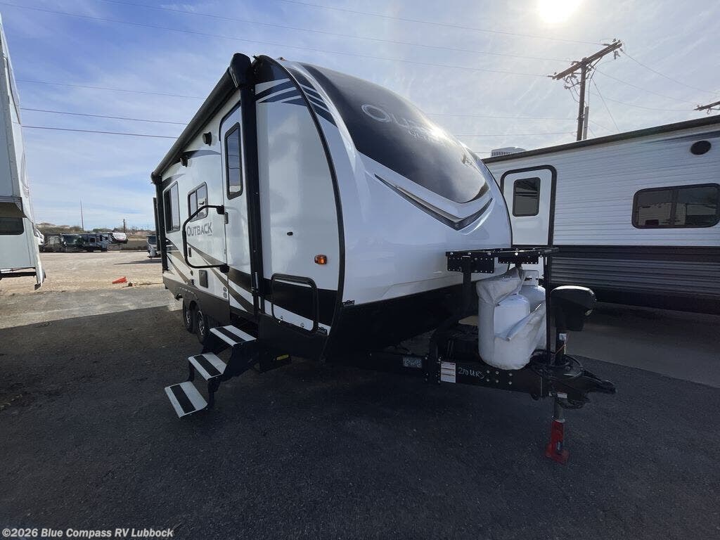 2020 Outback Ultra Lite 210URS by Keystone from Blue Compass RV Lubbock in Lubbock, Texas