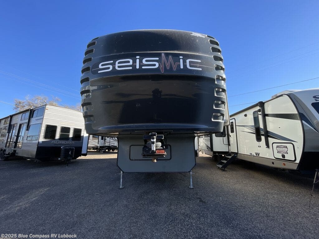 Used 2013 Jayco Seismic 3210 available in Lubbock, Texas