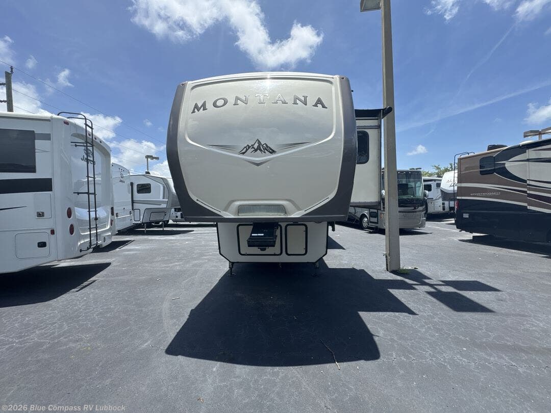 2018 Montana 3160 by Keystone from Blue Compass RV Lubbock in Lubbock, Texas