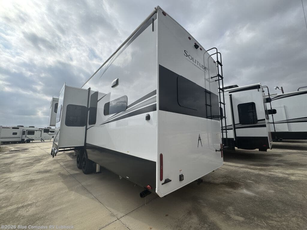 2026 Solitude 417KB by Grand Design from Blue Compass RV Lubbock in Lubbock, Texas