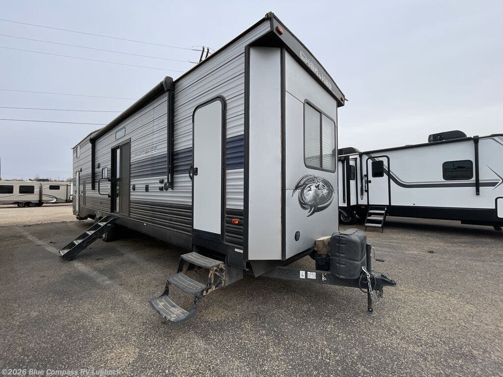 2020 Cherokee 39CA by Forest River from Blue Compass RV Lubbock in Lubbock, Texas