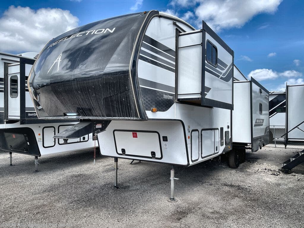 New 2026 Grand Design Reflection 303RLS available in Lubbock, Texas