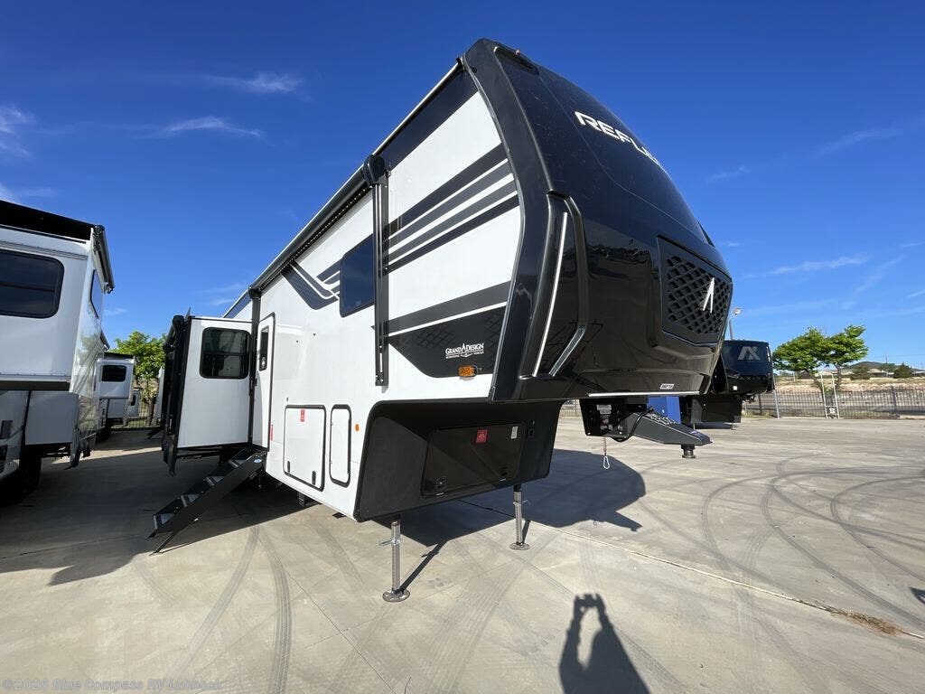 2026 Reflection 362TBS by Grand Design from Blue Compass RV Lubbock in Lubbock, Texas