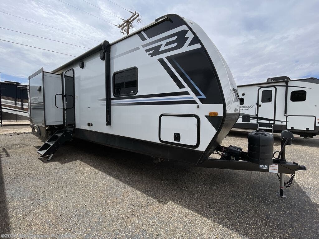 2026 Bullet Premium 330BKQ by Keystone from Blue Compass RV Lubbock in Lubbock, Texas
