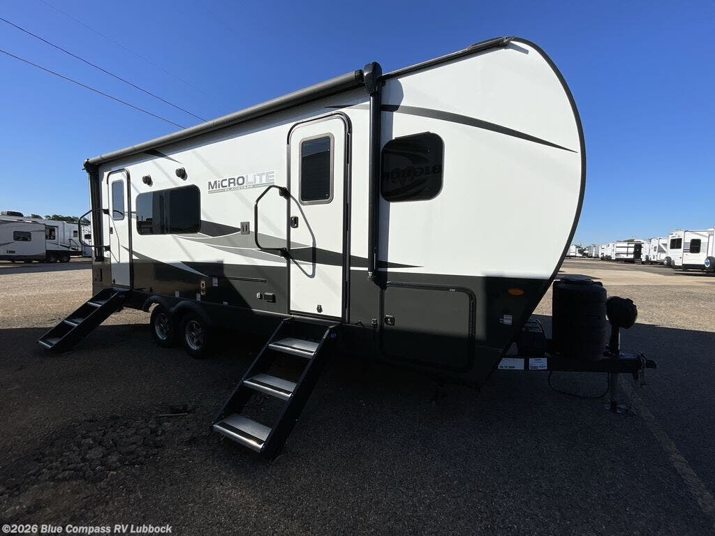 2024 Flagstaff Micro Lite 25SRK by Forest River from Blue Compass RV Lubbock in Lubbock, Texas