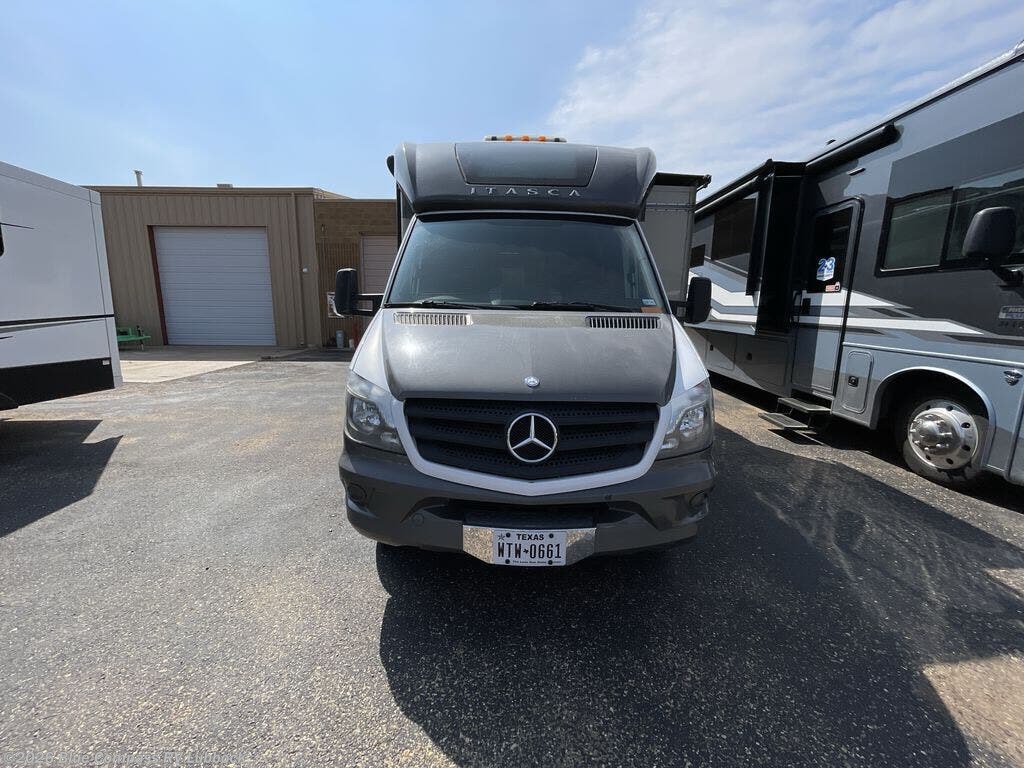 Used 2015 Itasca Navion 24V available in Lubbock, Texas