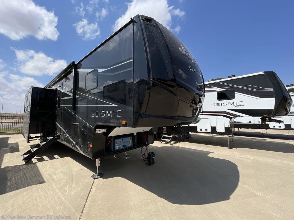 2027 Seismic 395 by Jayco from Blue Compass RV Lubbock in Lubbock, Texas
