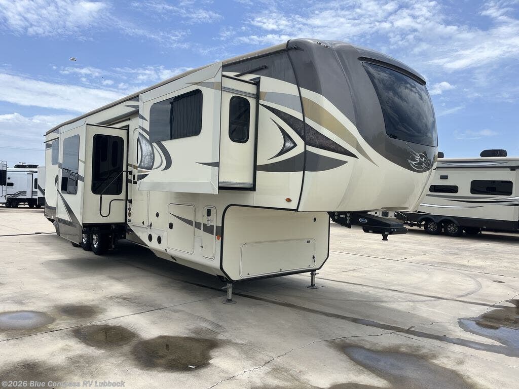 2019 Jayco North Point 385THWS - Used Fifth Wheel For Sale by Blue Compass RV Lubbock in Lubbock, Texas