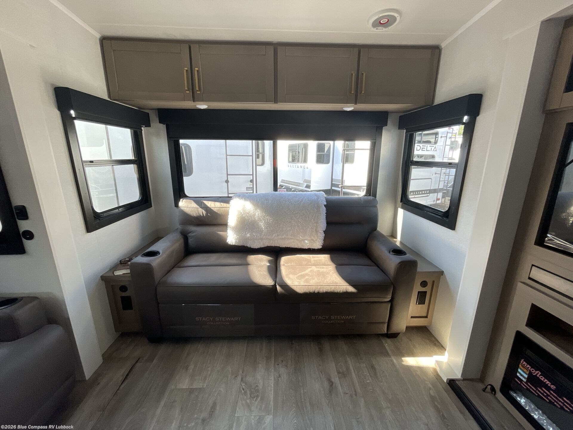 New 2027 Jayco Eagle 31RLT available in Lubbock, Texas
