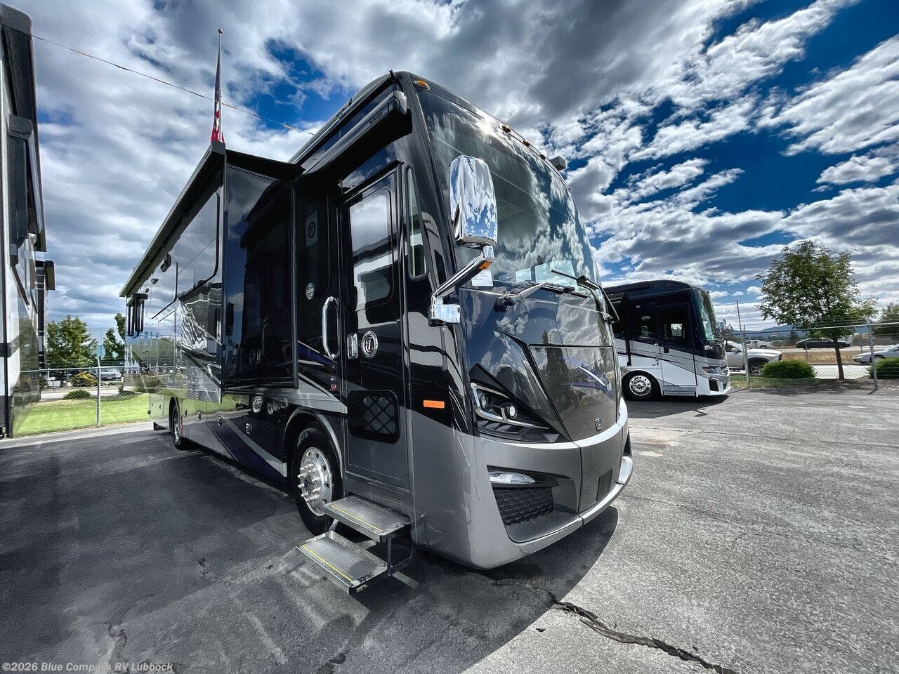 2027 Phaeton 37 BH by Tiffin from Blue Compass RV Lubbock in Lubbock, Texas