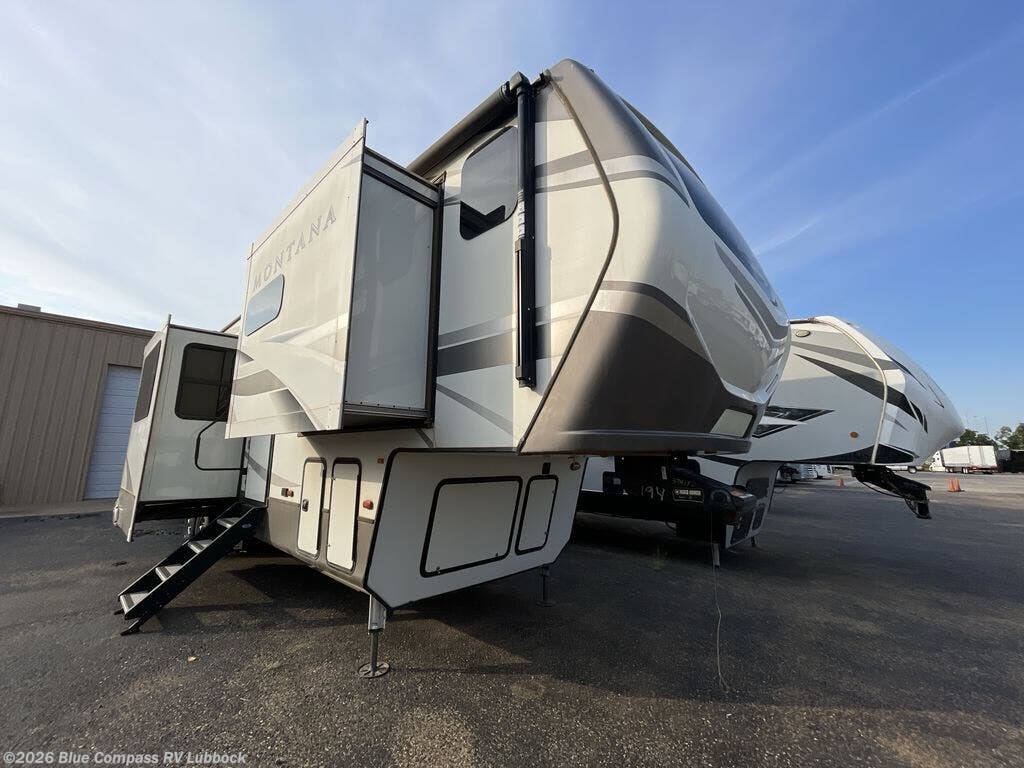 2020 Keystone Montana 3741K - Used Fifth Wheel For Sale by Blue Compass RV Lubbock in Lubbock, Texas