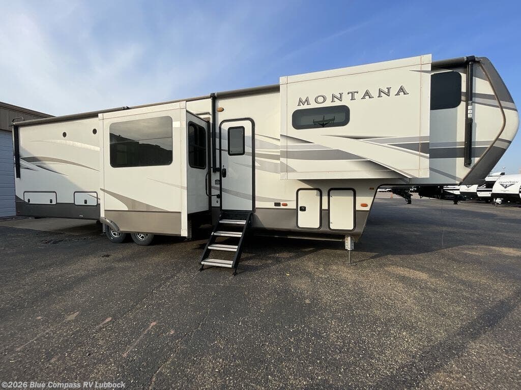 2020 Keystone Montana 3741K - Used Fifth Wheel For Sale by Blue Compass RV Lubbock in Lubbock, Texas