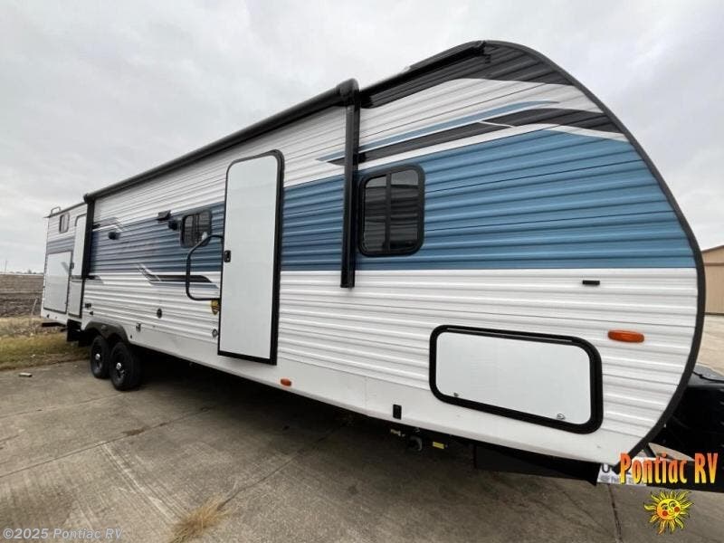 2023 CrossRoads Zinger ZR328SB RV for Sale in Pontiac, IL 61764 ...