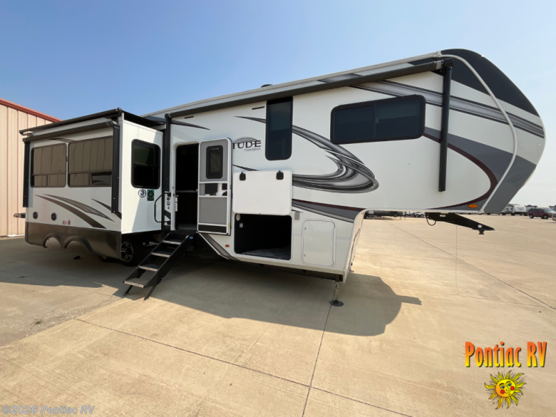 2022 Grand Design Solitude S Class 3550BH R RV For Sale In Pontiac IL