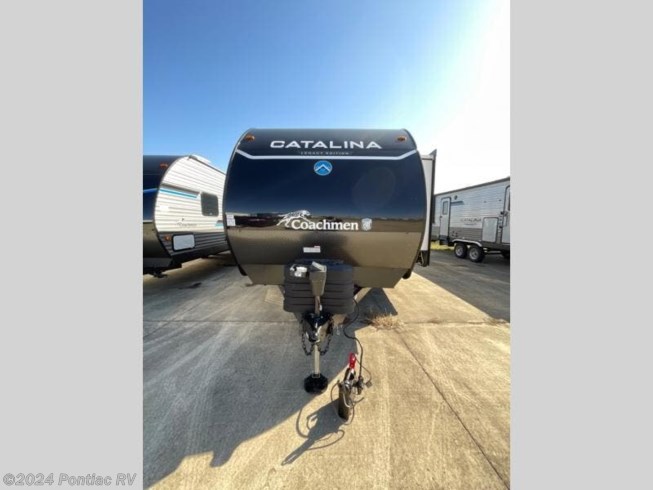 2024 Coachmen Catalina Legacy Edition 343BHTSLE - New Travel Trailer For Sale by Pontiac RV in Pontiac, Illinois