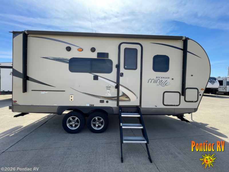 2019 Forest River Rockwood Mini Lite 2104S RV for Sale in Pontiac, IL