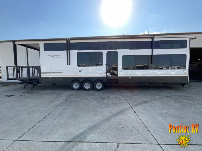 2025 Forest River Wildwood Grand Lodge 42Veranda RV for Sale in Pontiac