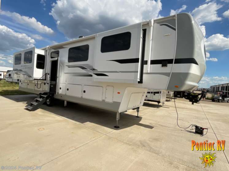 Used 2021 Palomino River Ranch 390RL available in Pontiac, Illinois