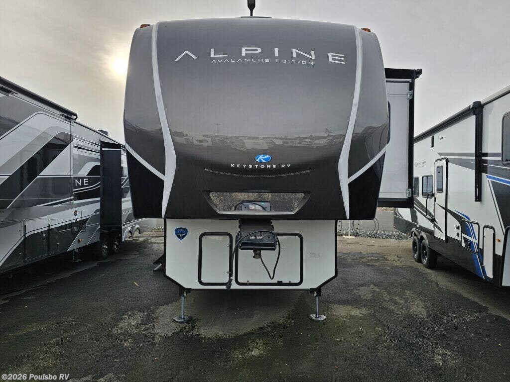 2025 Keystone Alpine Avalanche Edition 321RL - New Fifth Wheel For Sale by Poulsbo RV in Kent, Washington features Awning
