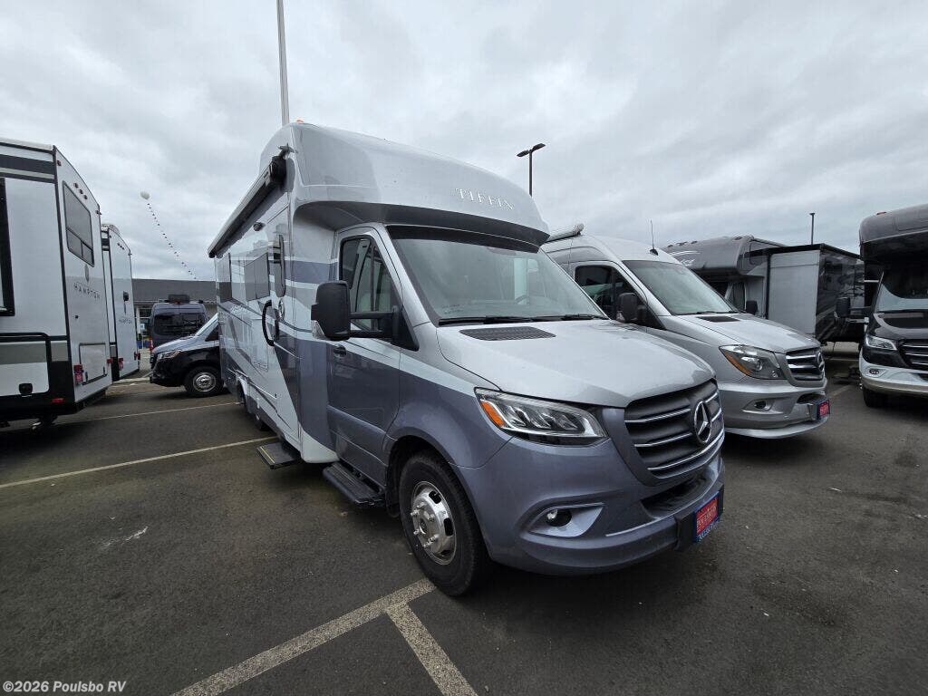 2026 Tiffin Wayfarer 25XLW - New Class C For Sale by Poulsbo RV in Kent, Washington features Awning