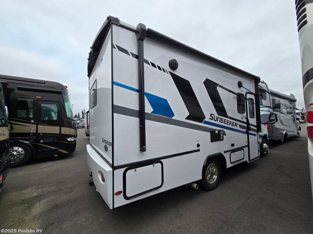 2026 Sunseeker LE 2250SLE by Forest River from Poulsbo RV in Kent, Washington