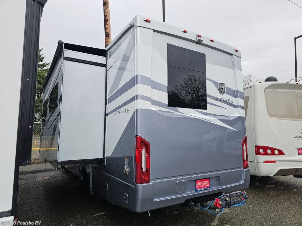 Used 2025 Tiffin Wayfarer 25RW available in Kent, Washington