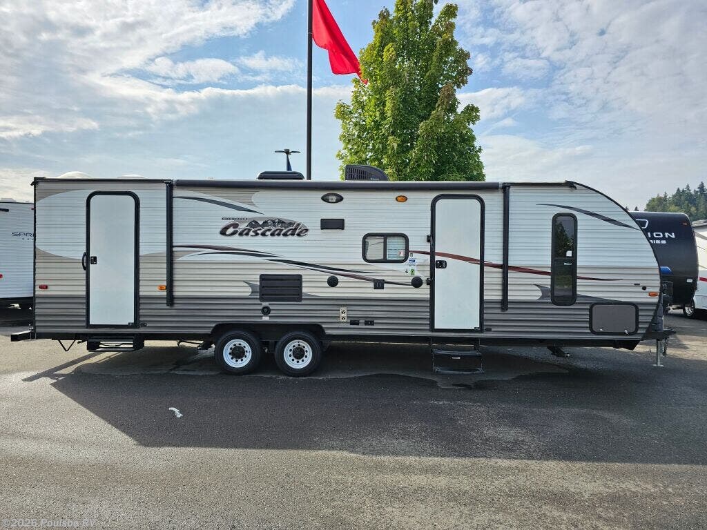 2015 Forest River Cascade Cascade - Used Travel Trailer For Sale by Poulsbo RV in Kent, Washington features Awning