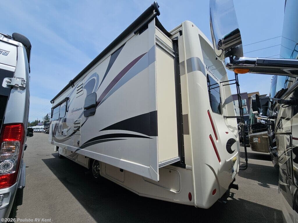 Used 2018 Thor Motor Coach Hurricane Hurricane available in Kent, Washington