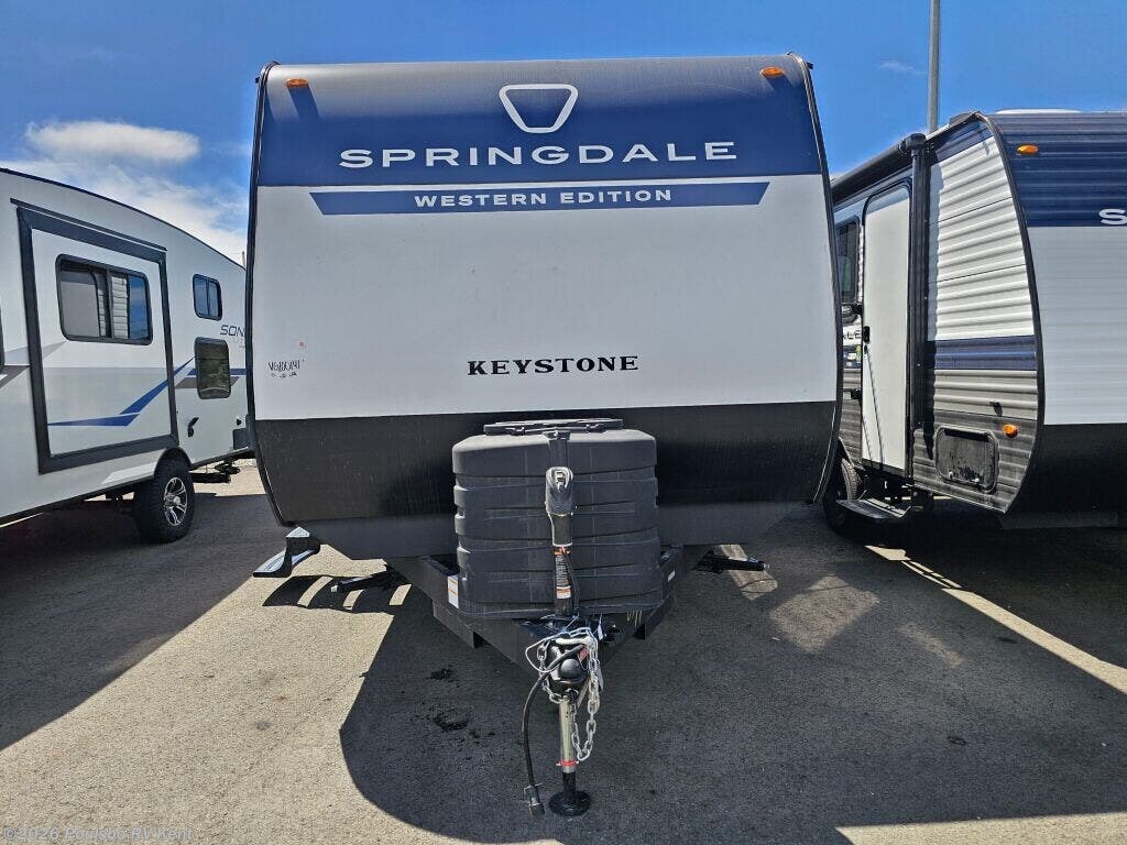 2027 Keystone Springdale Springdale - New Travel Trailer For Sale by Poulsbo RV Kent in Kent, Washington features Awning