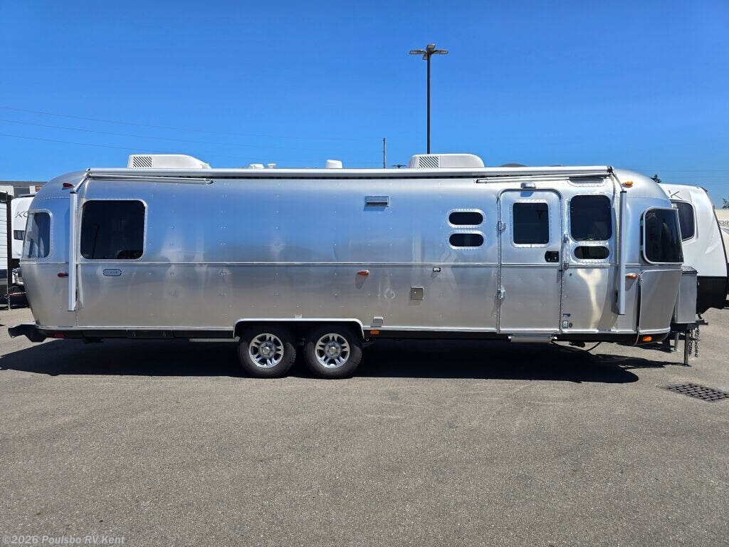 2025 Classic Limited Classic Limited by Airstream from Poulsbo RV Kent in Kent, Washington
