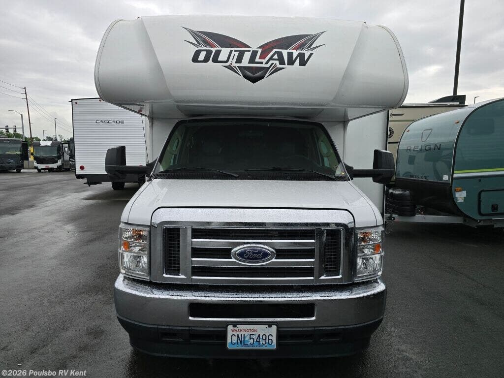 2022 Thor Motor Coach Outlaw Outlaw - Used Class C For Sale by Poulsbo RV Kent in Kent, Washington features Awning