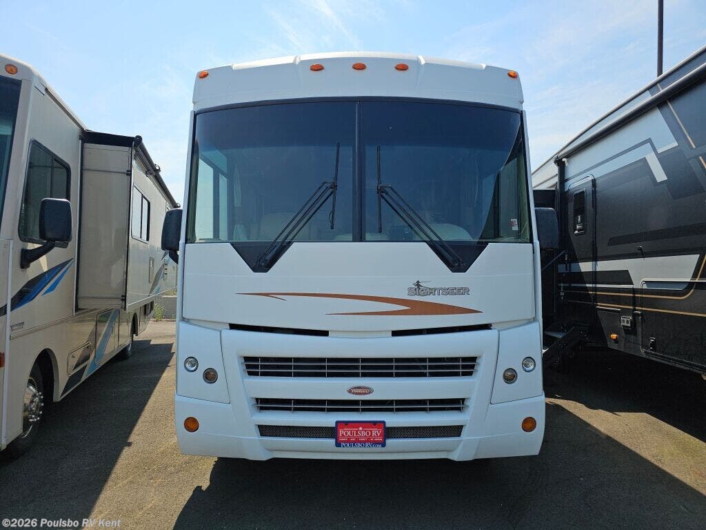 2008 Winnebago Sightseer Sightseer - Used Class A For Sale by Poulsbo RV Kent in Kent, Washington features Awning