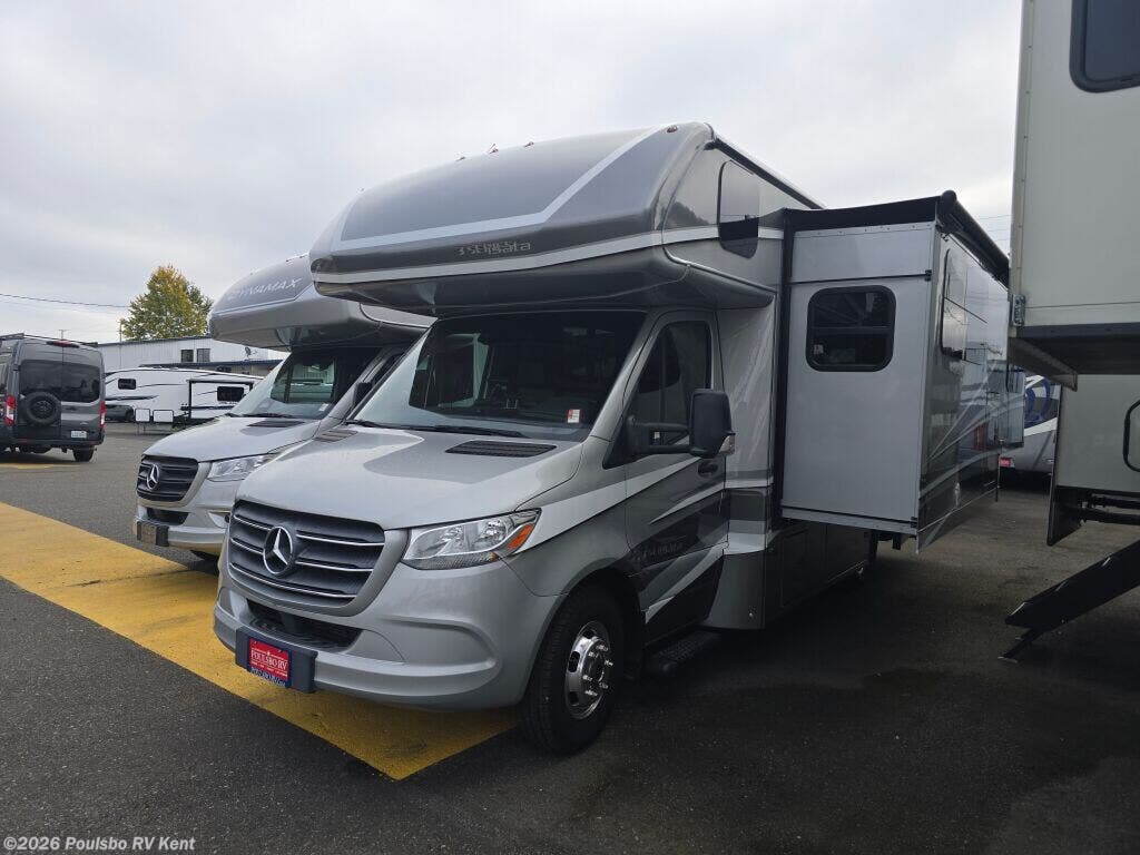 2020 Isata-3 Isata-3 by Dynamax Corp from Poulsbo RV Kent in Kent, Washington