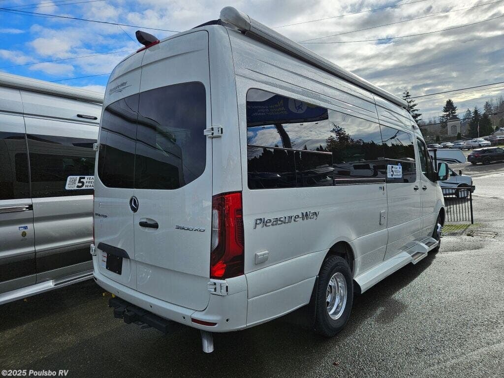 2024 Plateau FL by Pleasure-Way from Poulsbo RV in Everett, Washington