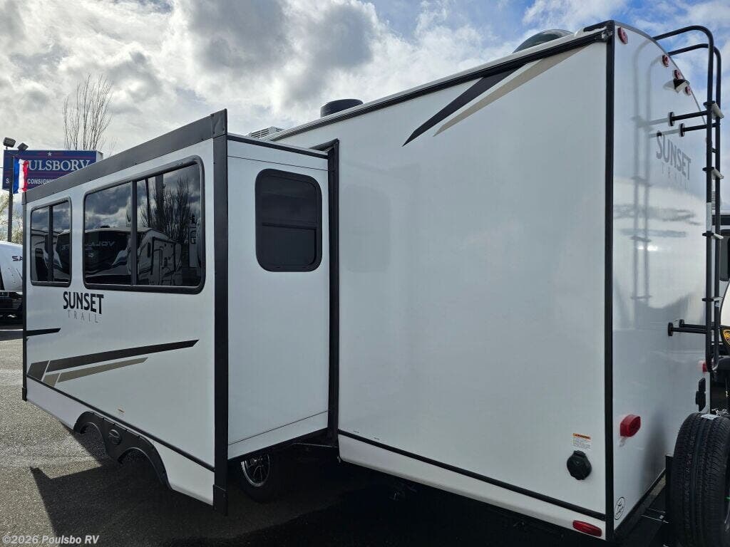 2024 Sunset Trail Super Lite Sunset Trail Super Lite by CrossRoads from Poulsbo RV in Everett, Washington