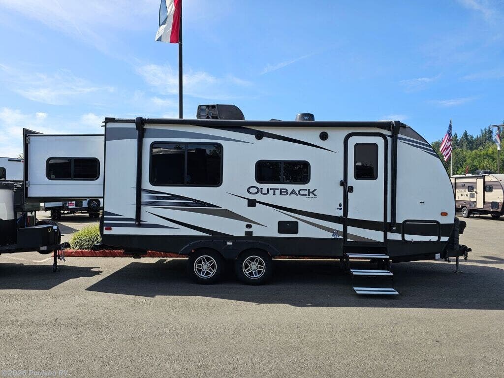 2020 Keystone Outback Ultra-Lite Outback Ultra-Lite - Used Travel Trailer For Sale by Poulsbo RV in Everett, Washington features Awning
