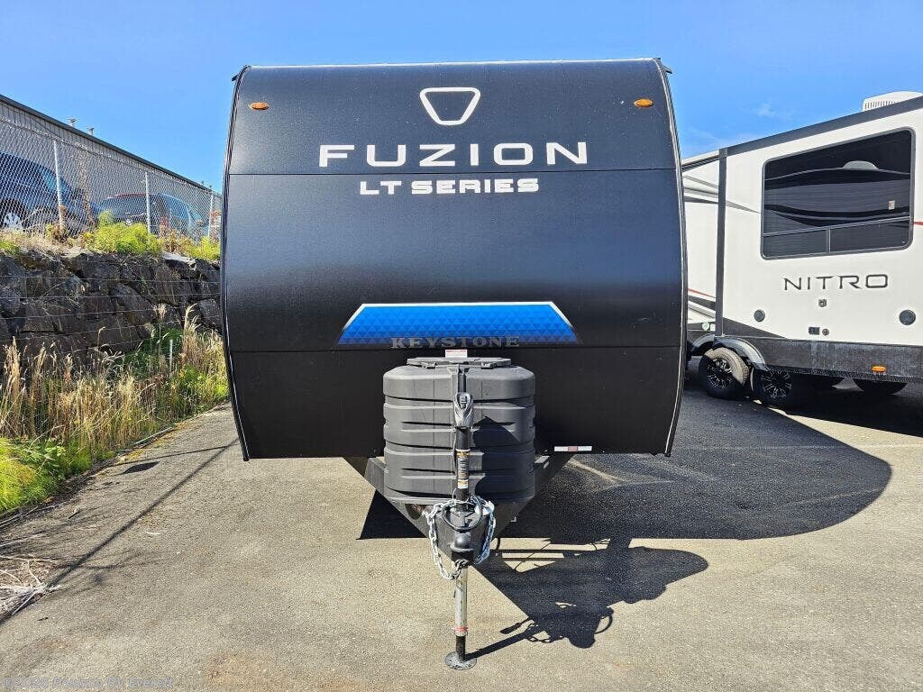 2026 Keystone Fuzion Impact Aluminum Fuzion Impact Aluminum - New Toy Hauler For Sale by Poulsbo RV Everett in Everett, Washington features Awning