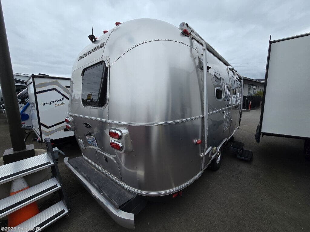 2015 Flying Cloud M-20 by Airstream from Poulsbo RV in Everett, Washington