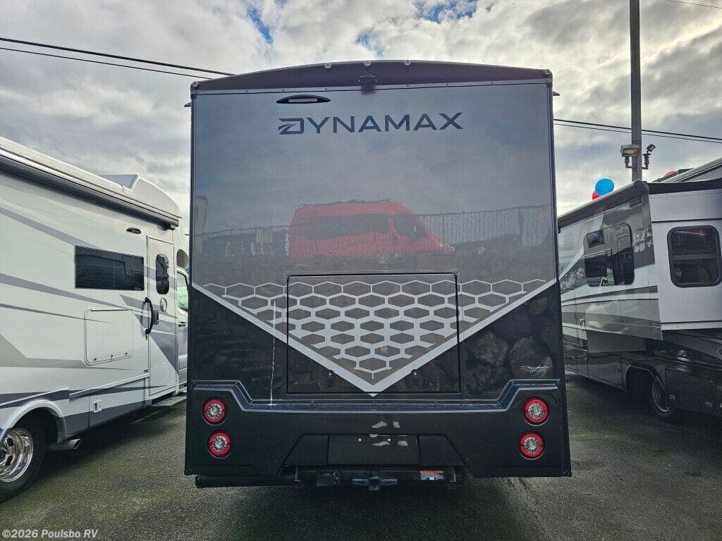 2026 Isata 3 Series Isata 3 Series by Dynamax Corp from Poulsbo RV in Everett, Washington