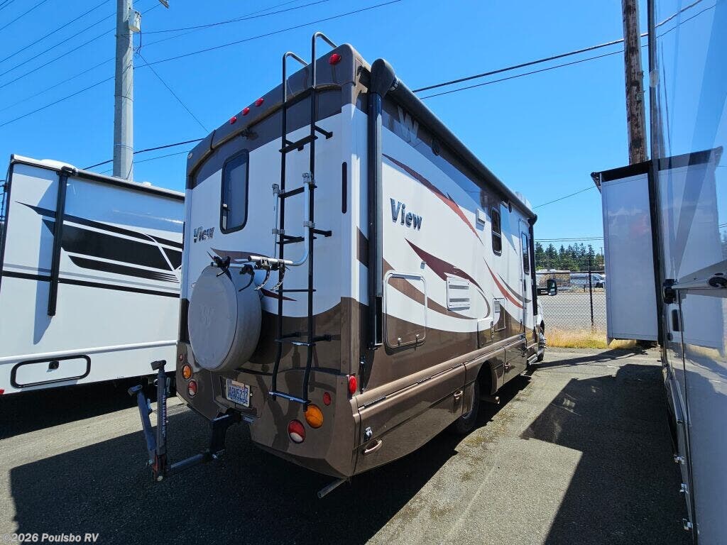 2014 Winnebago View View - Used Class C For Sale by Poulsbo RV in Everett, Washington features Awning