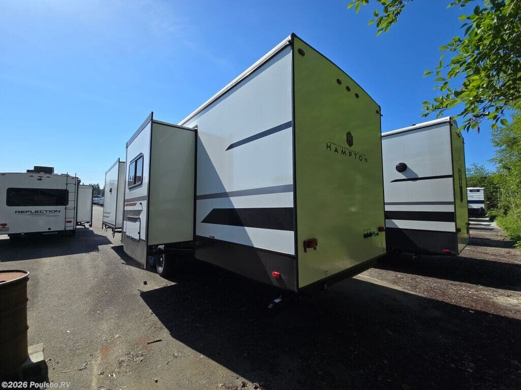 New 2026 CrossRoads Hampton Hampton available in Everett, Washington