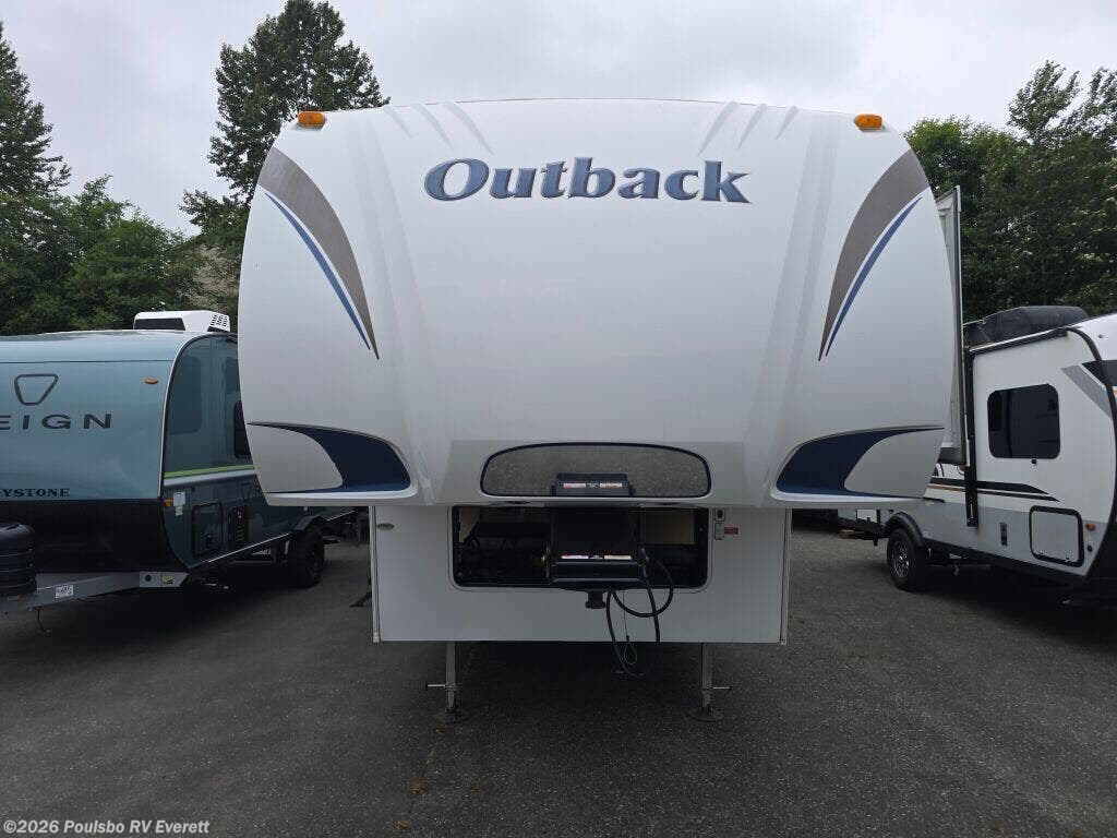 2011 Keystone Outback Outback - Used Fifth Wheel For Sale by Poulsbo RV Everett in Everett, Washington features Awning